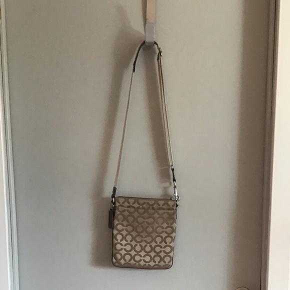 Coach purse - Picture 3 of 5